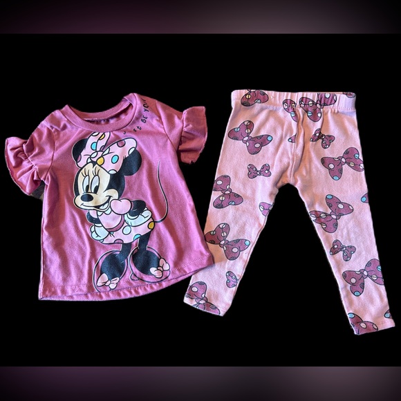 Minnie Mouse 🎀 - Picture 2 of 5